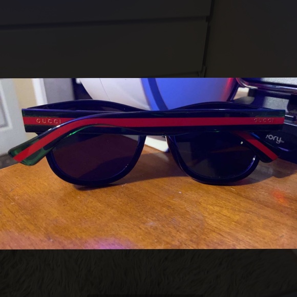 Polarized Gucci Sunglasses. Not damaged at all.